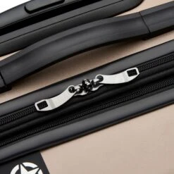 Delsey Jeep JH004C 20" Spinner Carry-On 19 Delsey Jeep JH004C 20" Spinner Carry-On -Luggage Pros Shop Delsey Jeep JH004C 20 Spinner Carry On 18