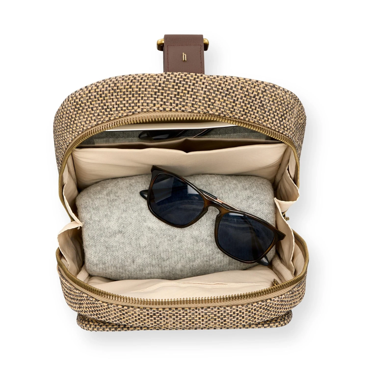 Hartmann Tweed Sling Bag Hartmann Tweed Sling Bag -Luggage Pros Shop Hartmann Tweed Sling Bag 2