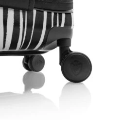 Heys EZ Fashion 3 Piece Spinner Set 10 Heys EZ Fashion 3 Piece Spinner Set -Luggage Pros Shop Heys EZ Fashion 3 Piece Spinner Set 9