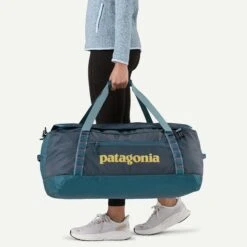 Patagonia Black Hole Duffel 70L 3 Patagonia Black Hole Duffel 70L -Luggage Pros Shop Patagonia Black Hole Duffel 70L 3